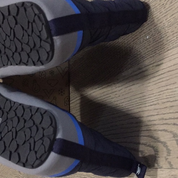 Kamik boys blue quilted slipper bootie Sz 3 NWT - Picture 7 of 9